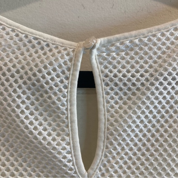 LUISA CERANO Sz 8 Mesh Gold Stripe  Sleeveless Raw Edge Hem Long Line Top - Picture 8 of 12